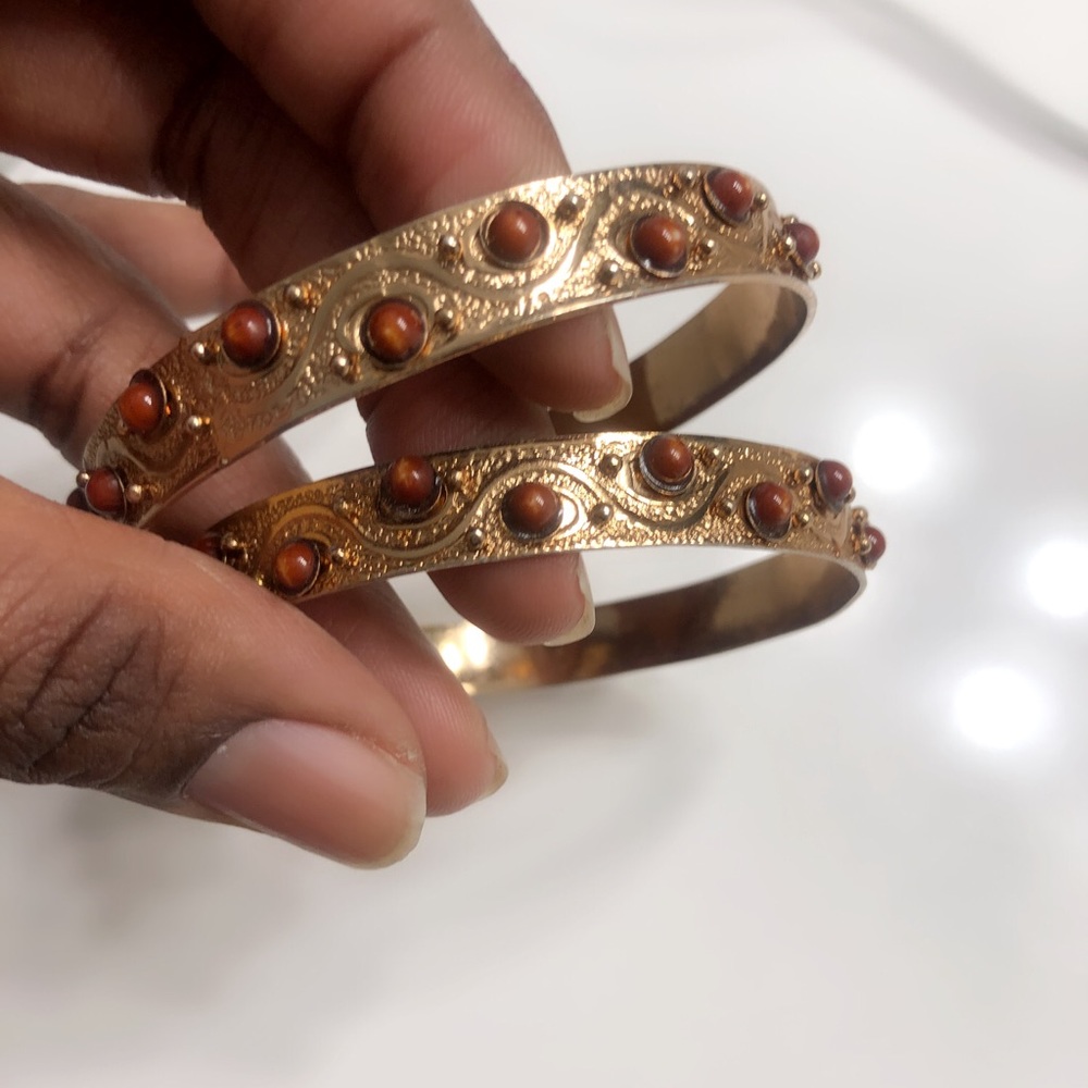 Bangles/Bracelets - Picture 3 of 4